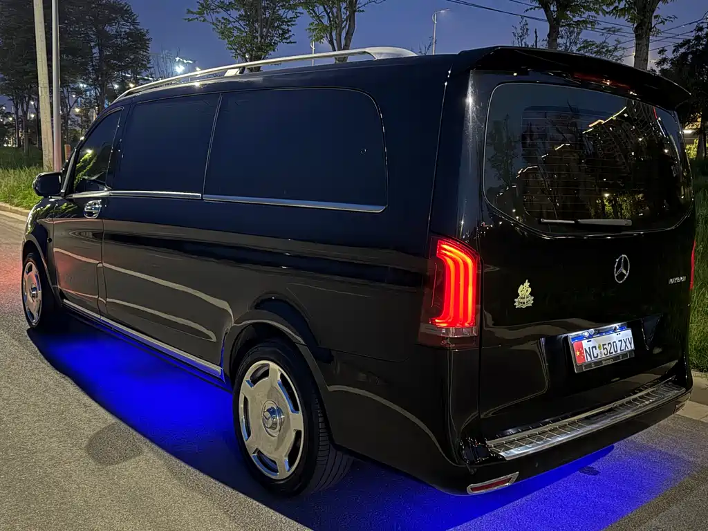Vito 2.0 T Business 7-seat