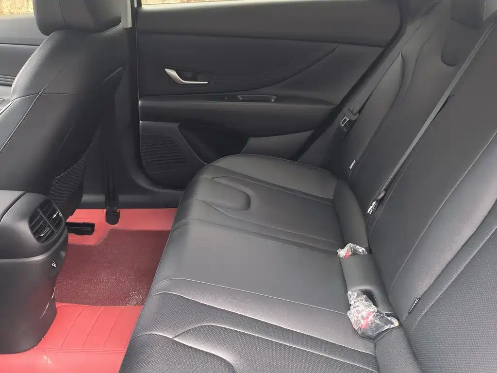 Elantra 1.5 L CVT GLS Leading