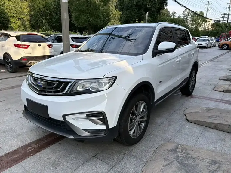 Geely Boyue 1.8 TD Auto 2 WD Connected 4 G Connected