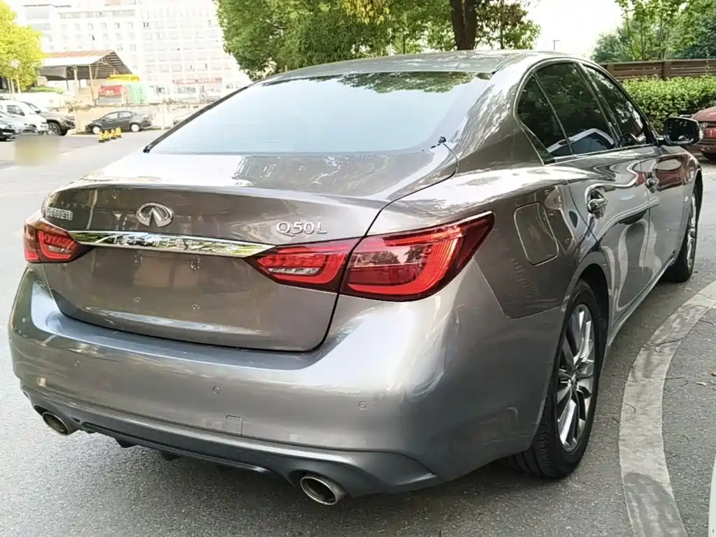 Infiniti Q50 L 2.0 T Comfort Enjoyment CN-VI