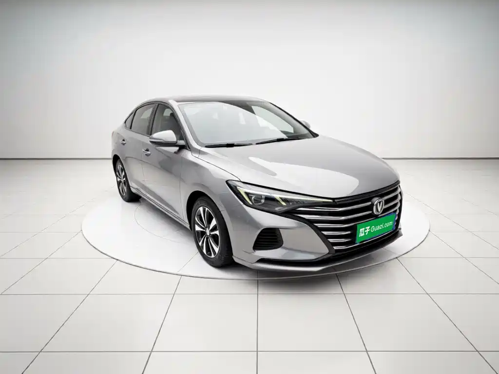 Eado PLUS 1.6 L GDI CVT Luxury