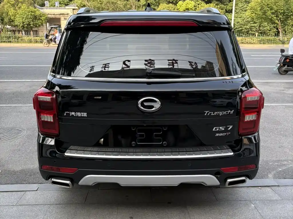 GAC Trumpchi GS7 传祺GS7 2019款 390 T 两驱豪华型