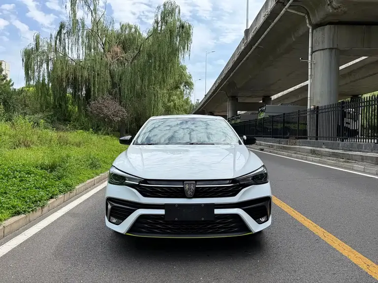 Roewe i5 1.5 L CVT Platinum
