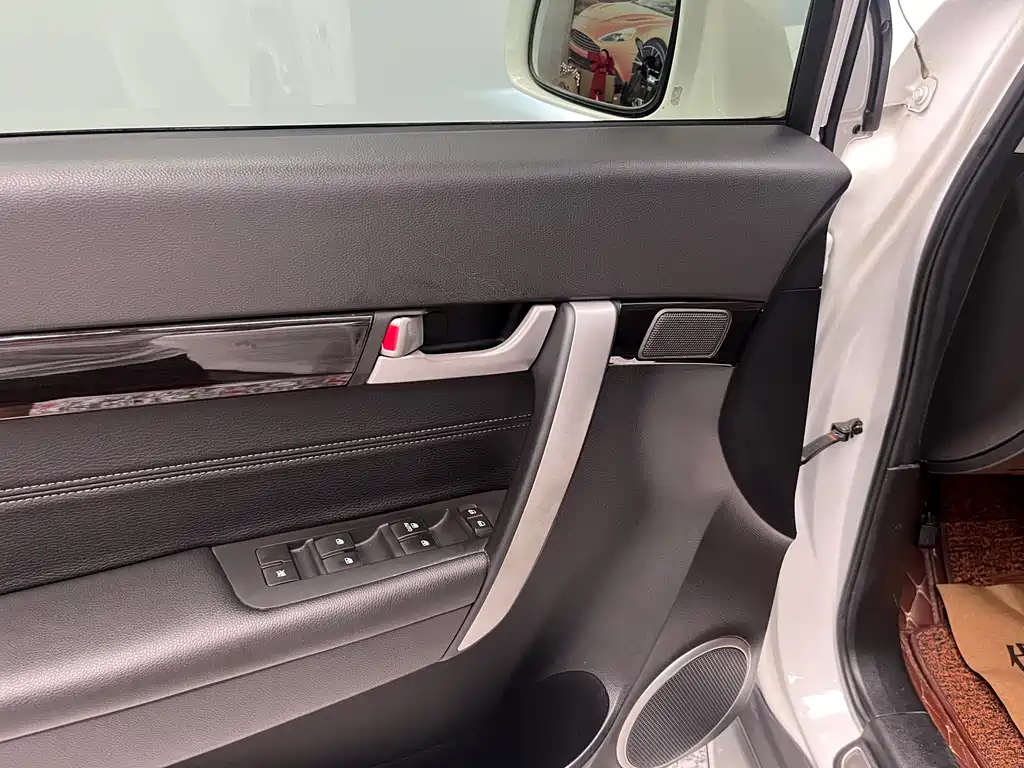 Captiva 2.4 L 4 WD Flagship 7-seat