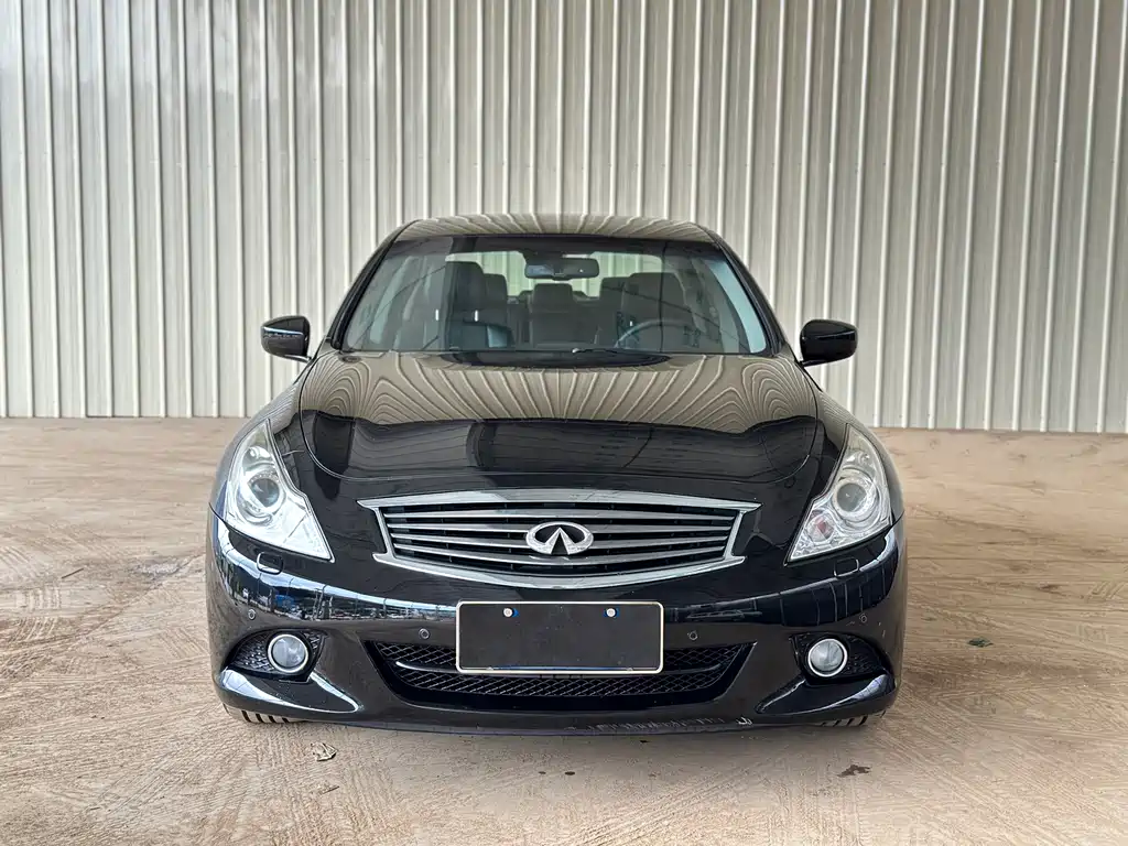 Infiniti G Series G25 Sedan Luxury Sport