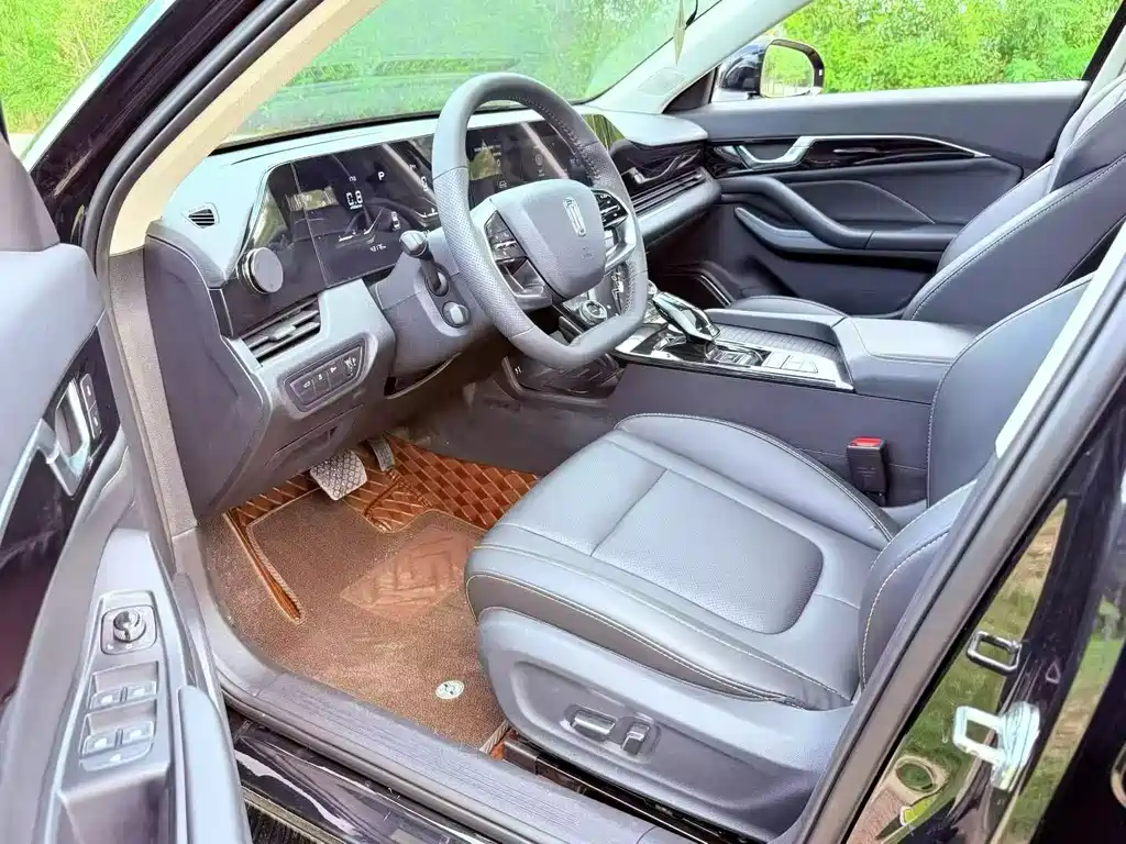 Besturn B70 3 rd Gen 1.5 T Auto Joy 70 Anniversary