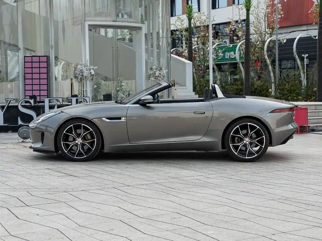 Jaguar F-TYPE 3.0 SC Convertible