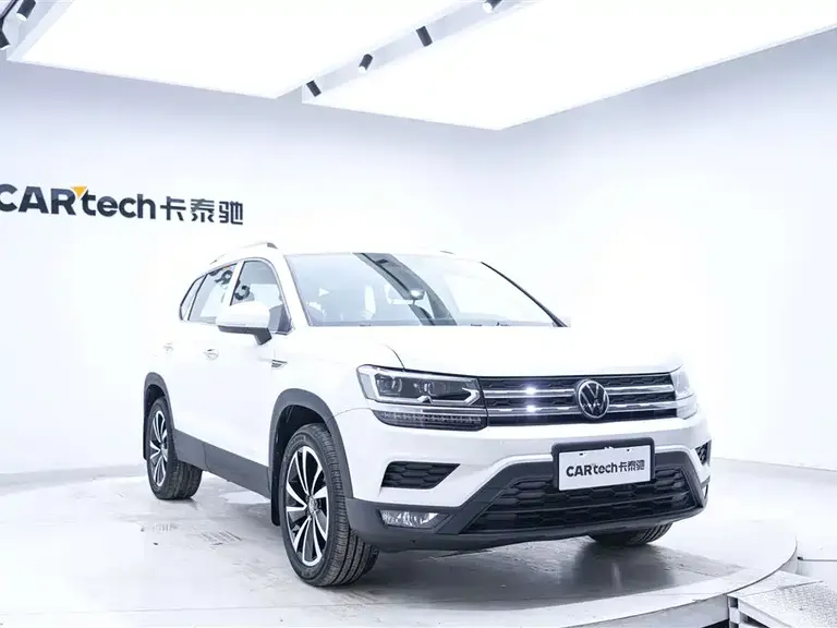 Volkswagen Tharu 280 TSI 2 WD Luxury