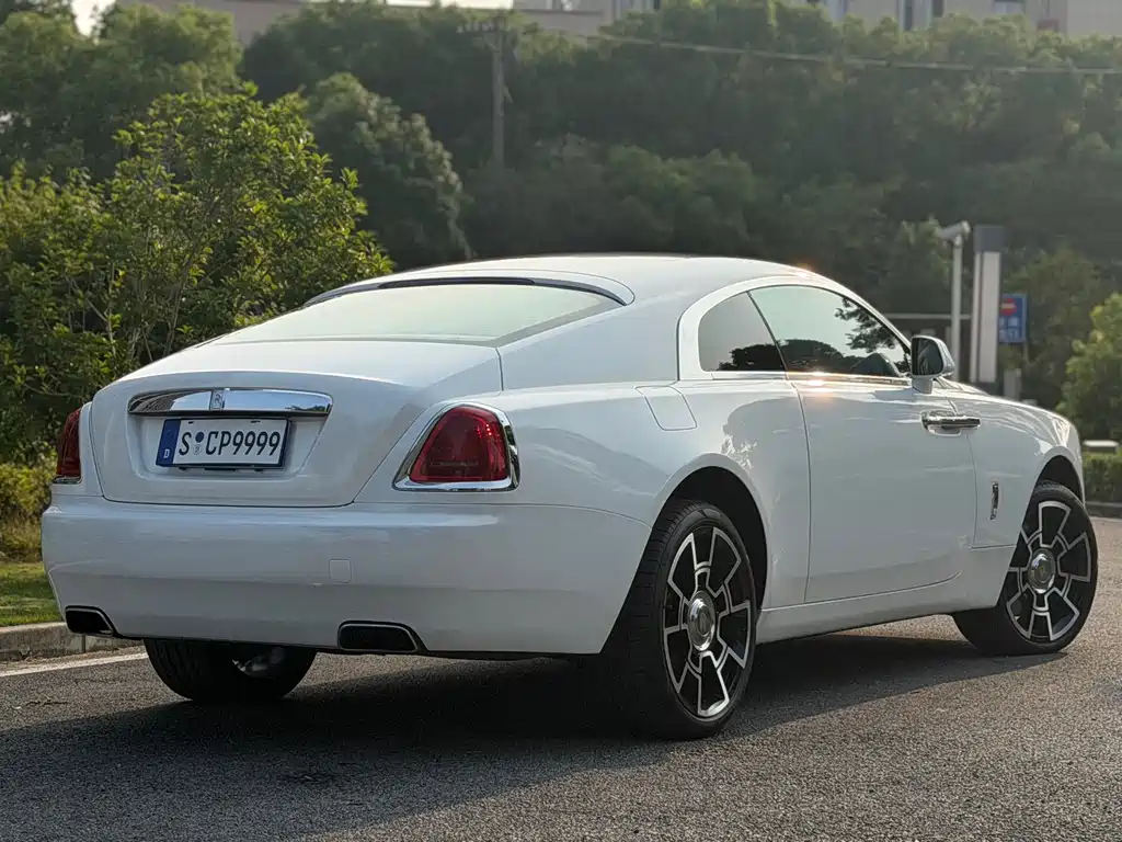 Wraith 6.6 T Black Badge Edition