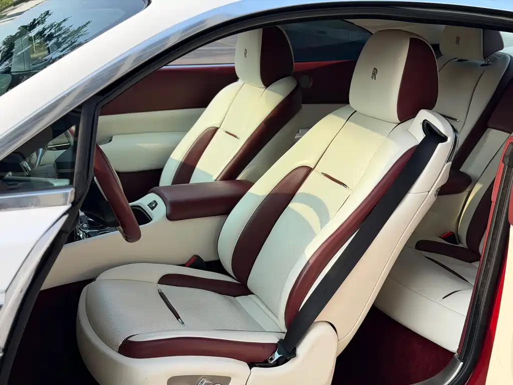 Wraith 6.6 T Black Badge Edition