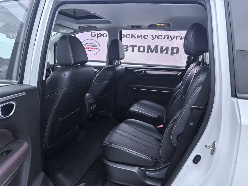 GAC Trumpchi M6 PRO 270 T Auto Luxury