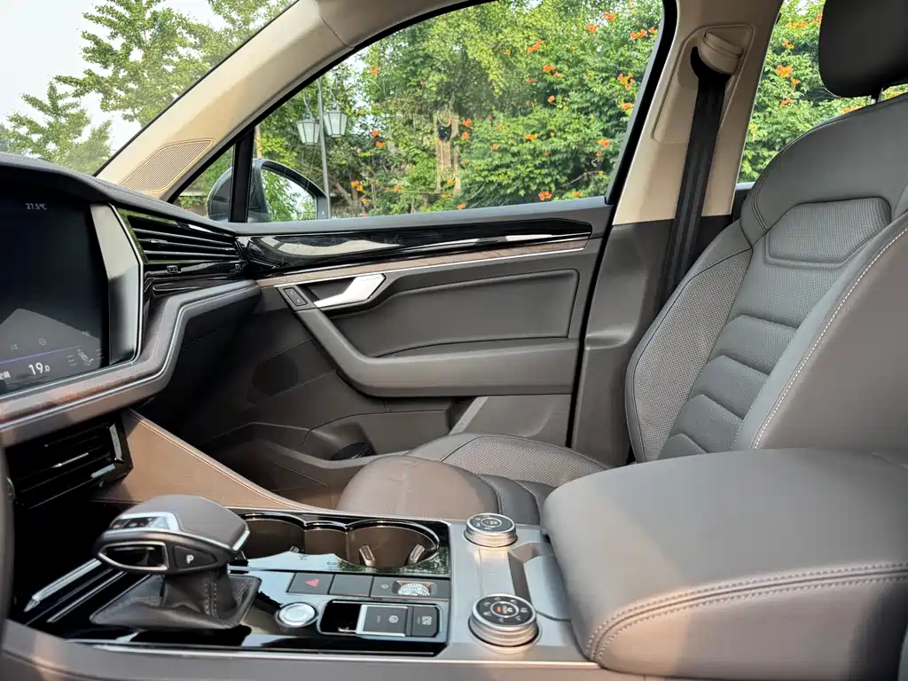 Touareg 3.0 TSI Sharp Edge CN-VI