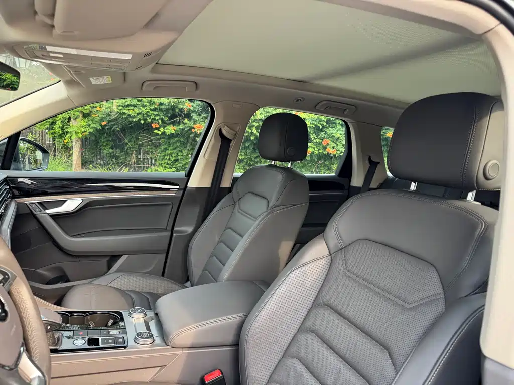 Touareg 3.0 TSI Sharp Edge CN-VI