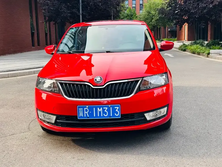 Skoda Rapid Spaceback 昕动 2014款 1.6 L 自动悦享版