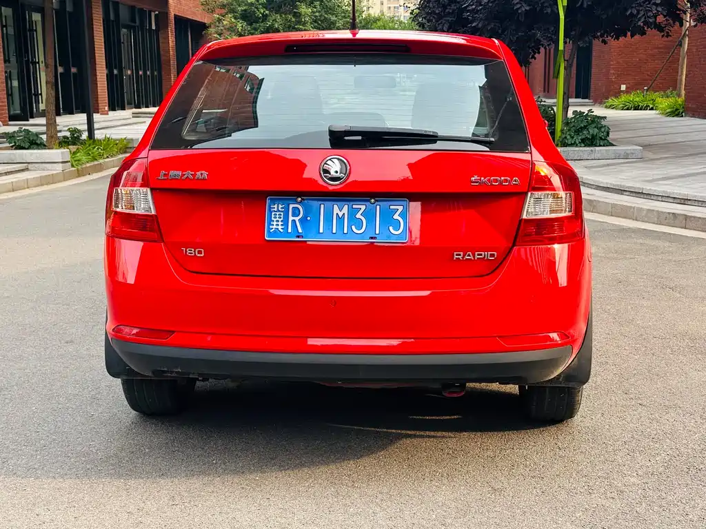 Rapid Spaceback 昕动 2014款 1.6 L 自动悦享版