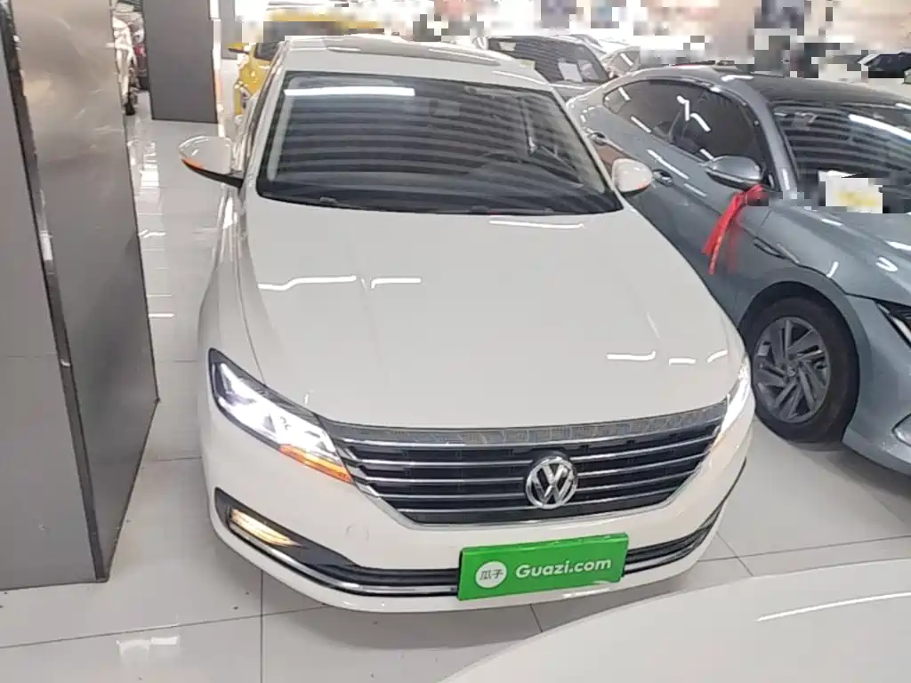 Lavida 1.5 L Auto Vision CN-VI