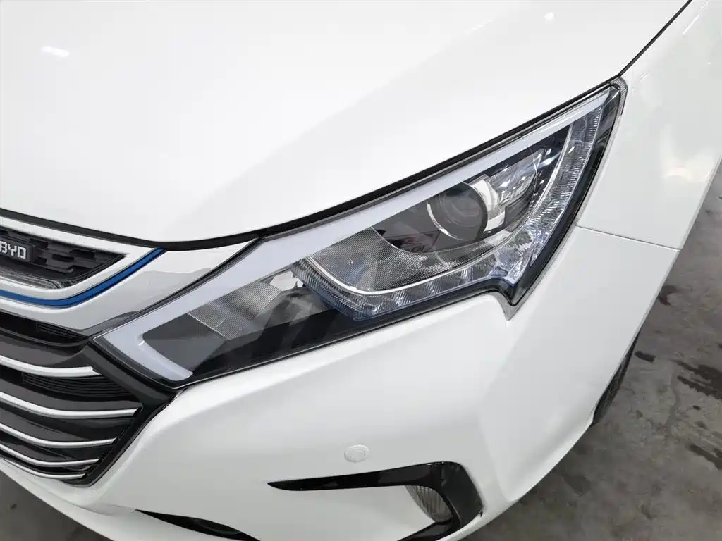 Qin NEV 秦新能源 2018款 1.5 T 智联尊贵型