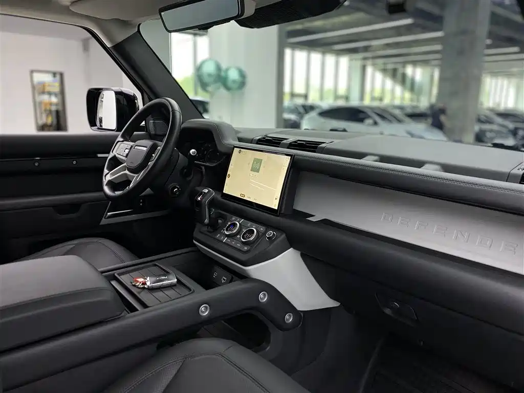 Land Rover Defender Facelift 90 3.0 T P400 XS