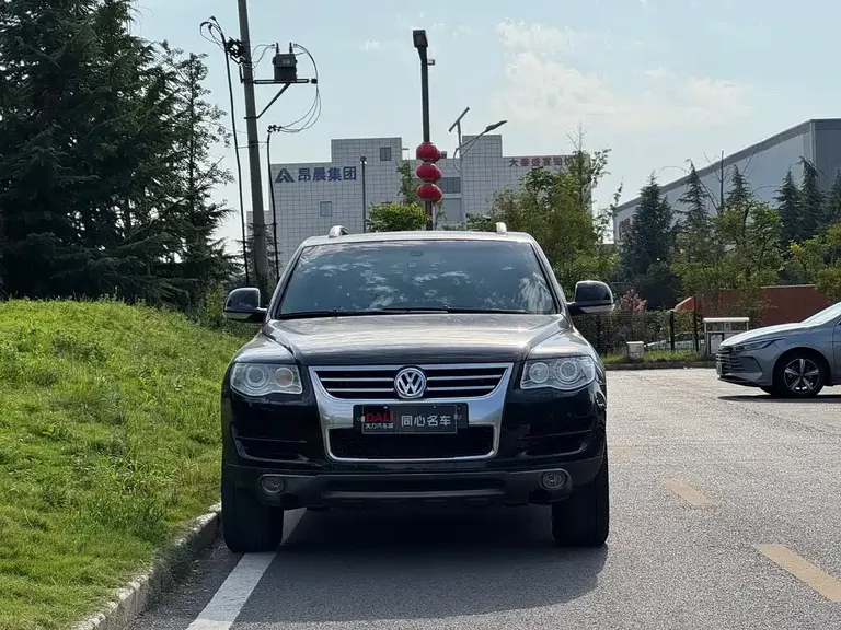 Volkswagen Touareg 4.2 L Top