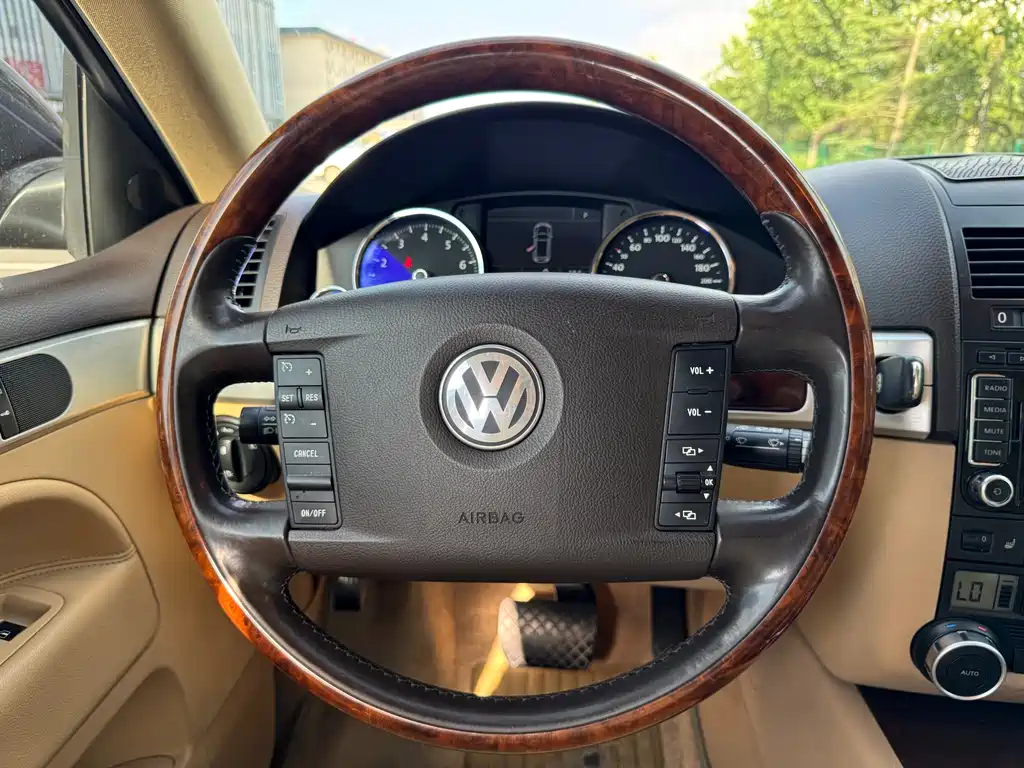 Touareg 4.2 L Top