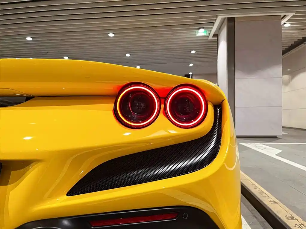 Ferrari F8 Tributo 3.9 T V8