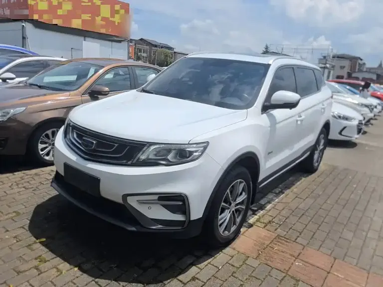 Geely Boyue 1.8 TD Auto 2 WD Connected 4 G Connected