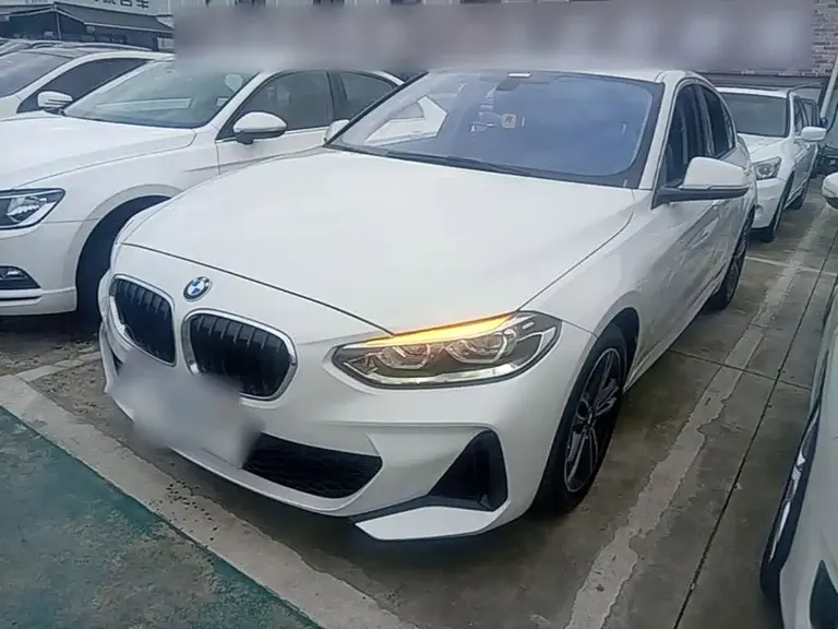 BMW 1 Series Facelift 120 i M Sport