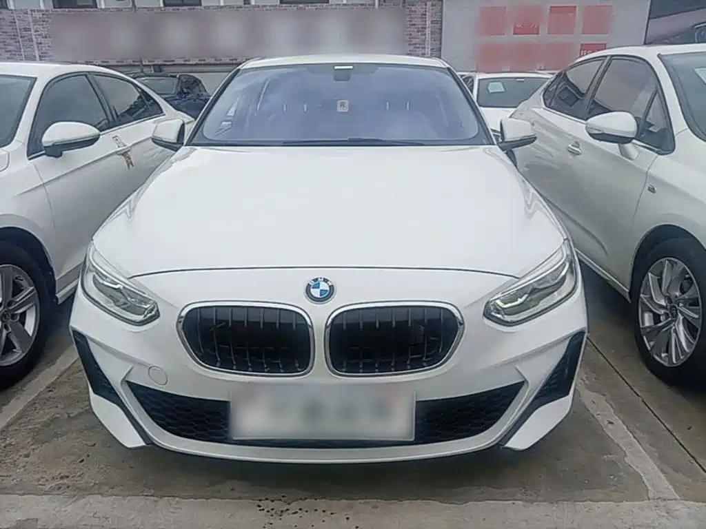 BMW 1 Series Facelift 120 i M Sport