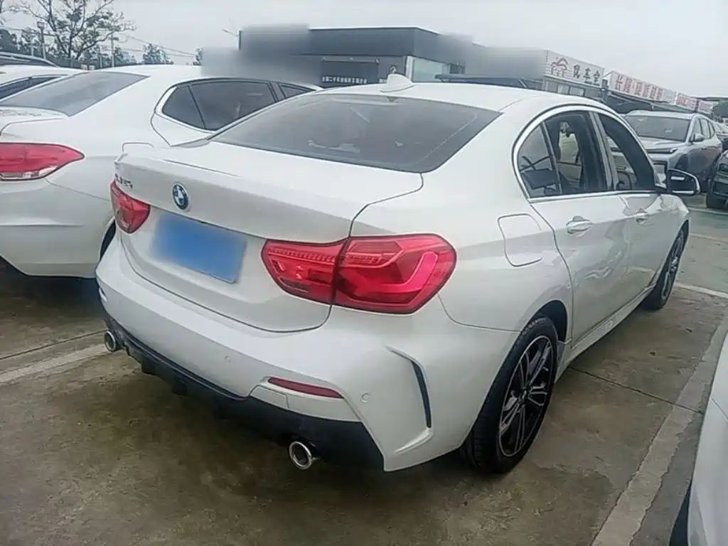 BMW 1 Series Facelift 120 i M Sport