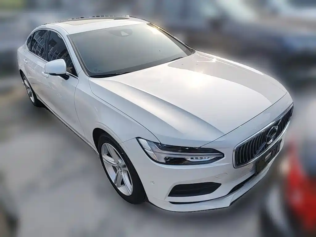 Volvo S90 T4 Smart Vision
