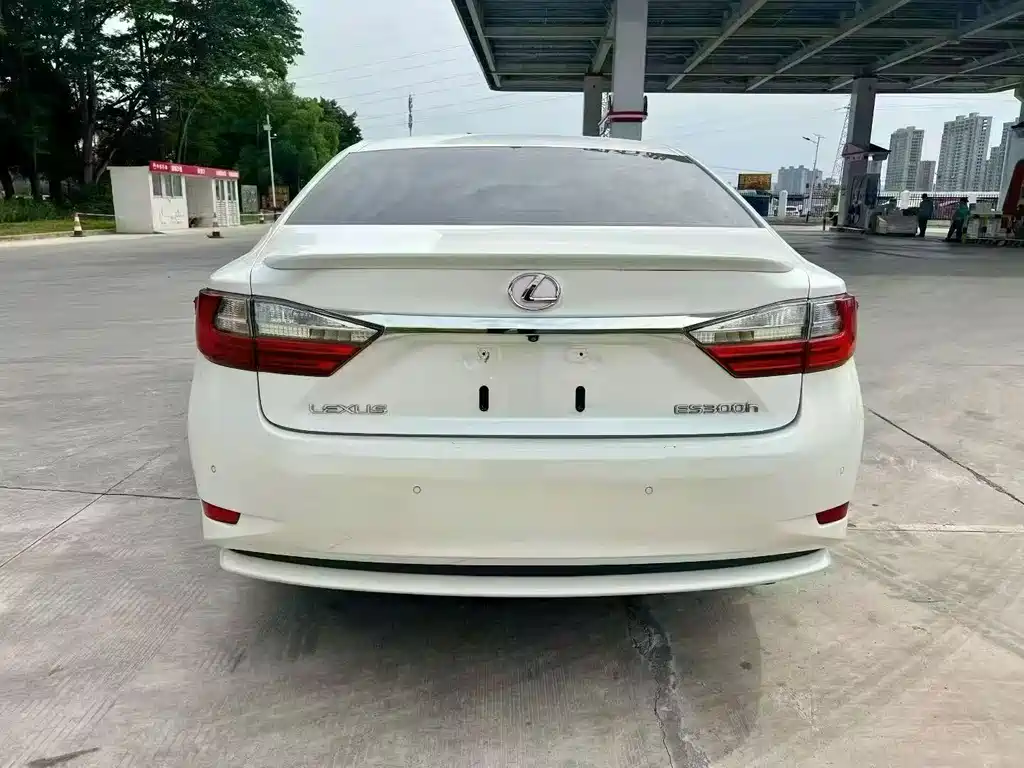 Lexus ES 200 Elite