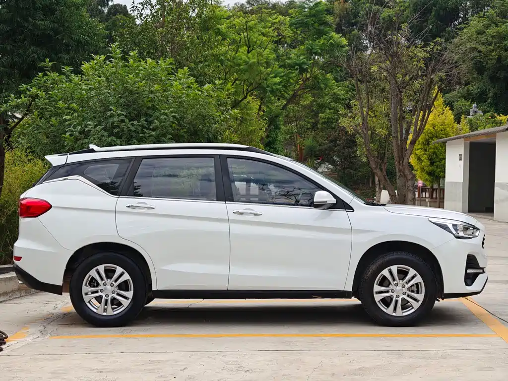 Haval M6 1.5 T DCT 2 WD Elite CN-VI
