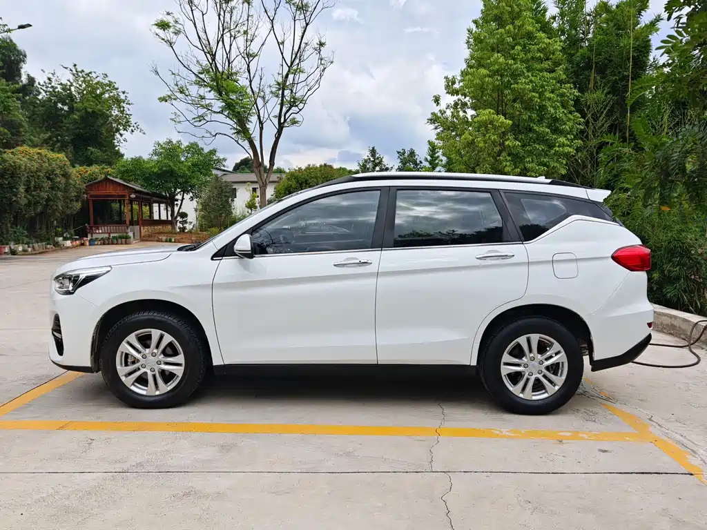 Haval M6 1.5 T DCT 2 WD Elite CN-VI
