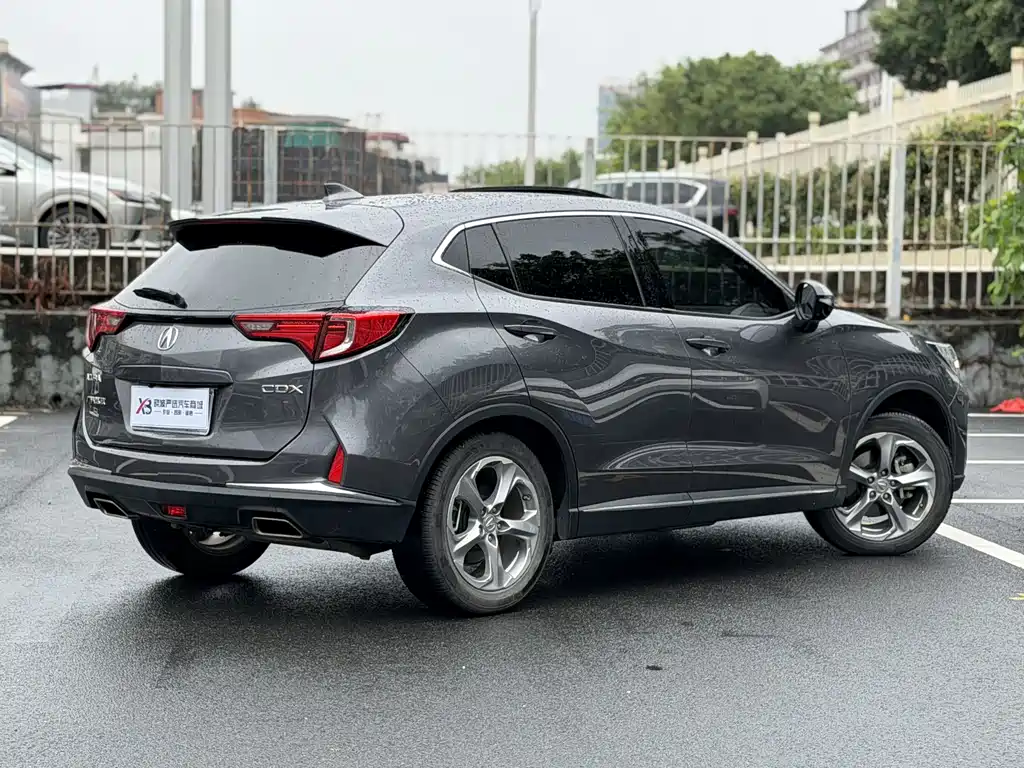 Acura CDX 1.5 T 2 WD Premium