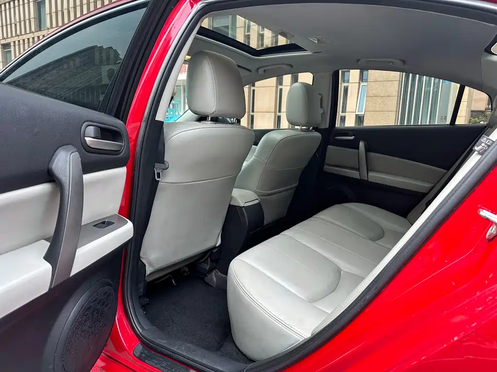 Mazda6 Ruiyi 2.0 L Auto Luxury