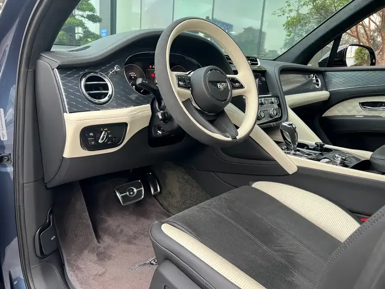 Bentley Bentayga 4.0 T V8 S