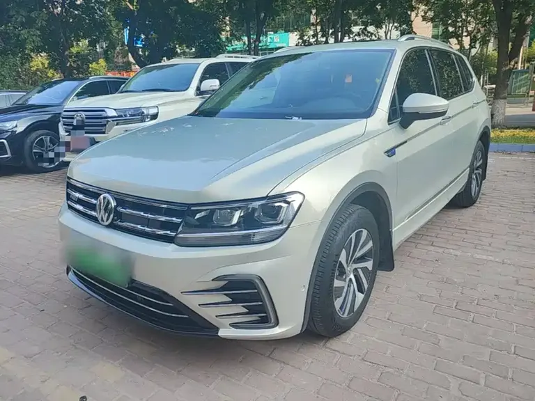 Volkswagen Tiguan L NEV 途观L插电混动 2020款 430 PHEV 插电混动尊贵版