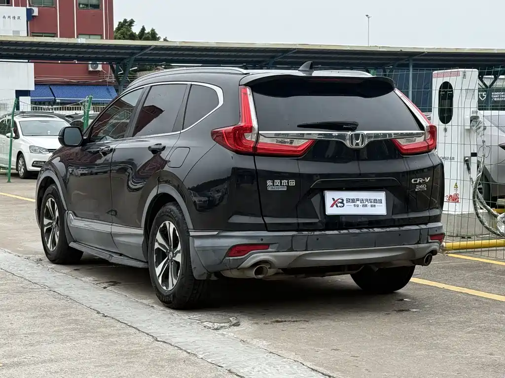 Honda CR-V 240 TURBO CVT 2 WD Style CN-VI