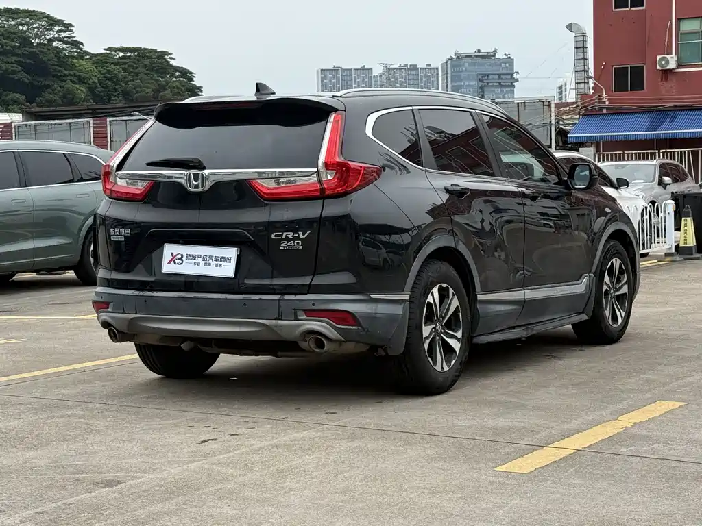 Honda CR-V 240 TURBO CVT 2 WD Style CN-VI