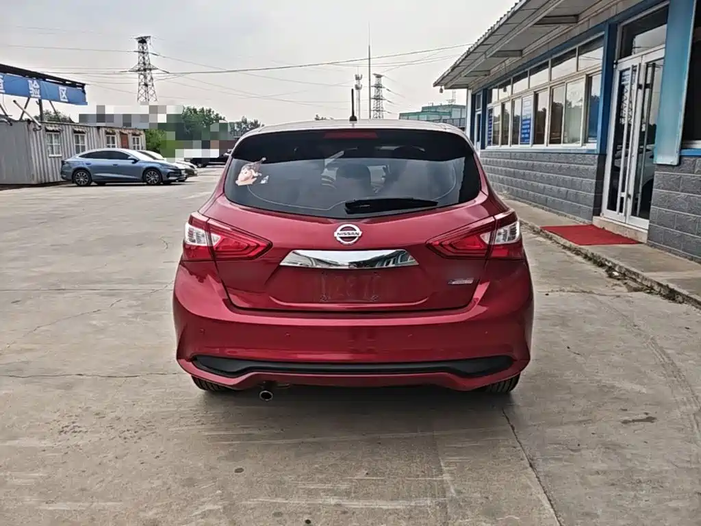 Tiida 1.6 L CVT Smart Travel CN-VI