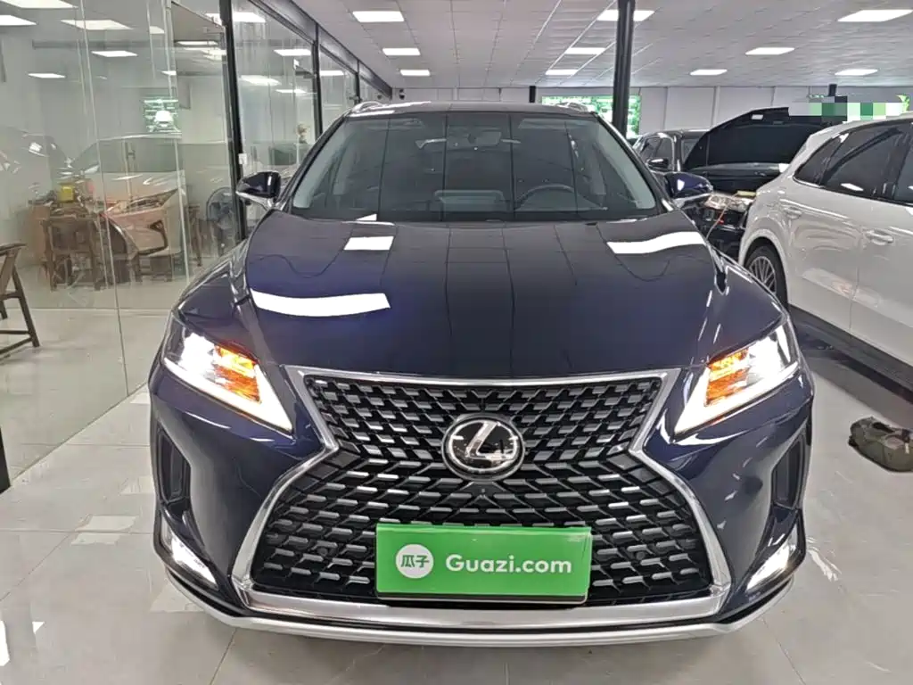 Lexus RX Facelift 300 2 WD Elite