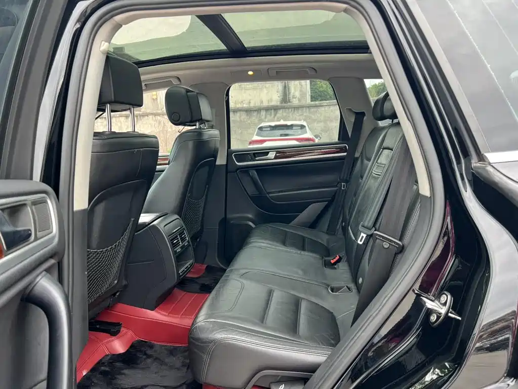 Touareg 3.0 TSI Standard Config