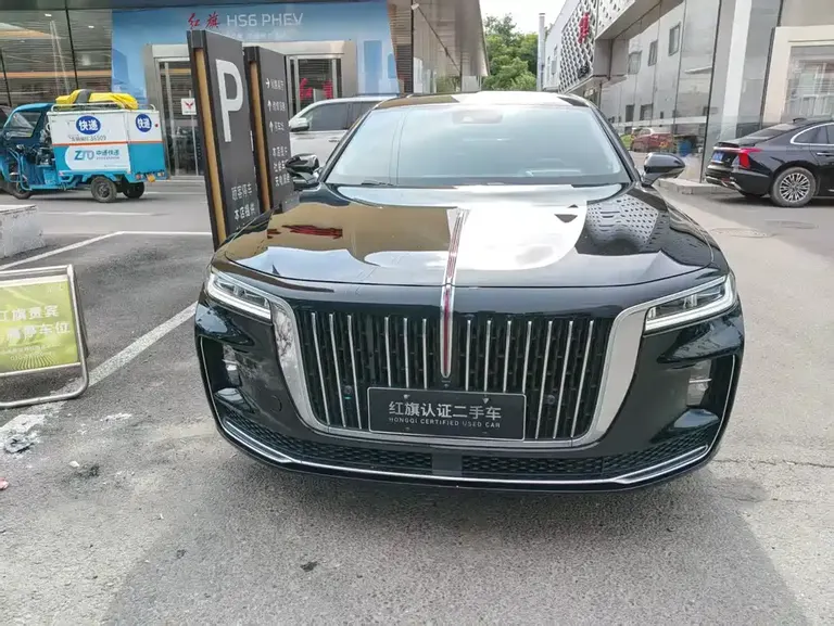 Hongqi H9 3.0 T Connected Flagship