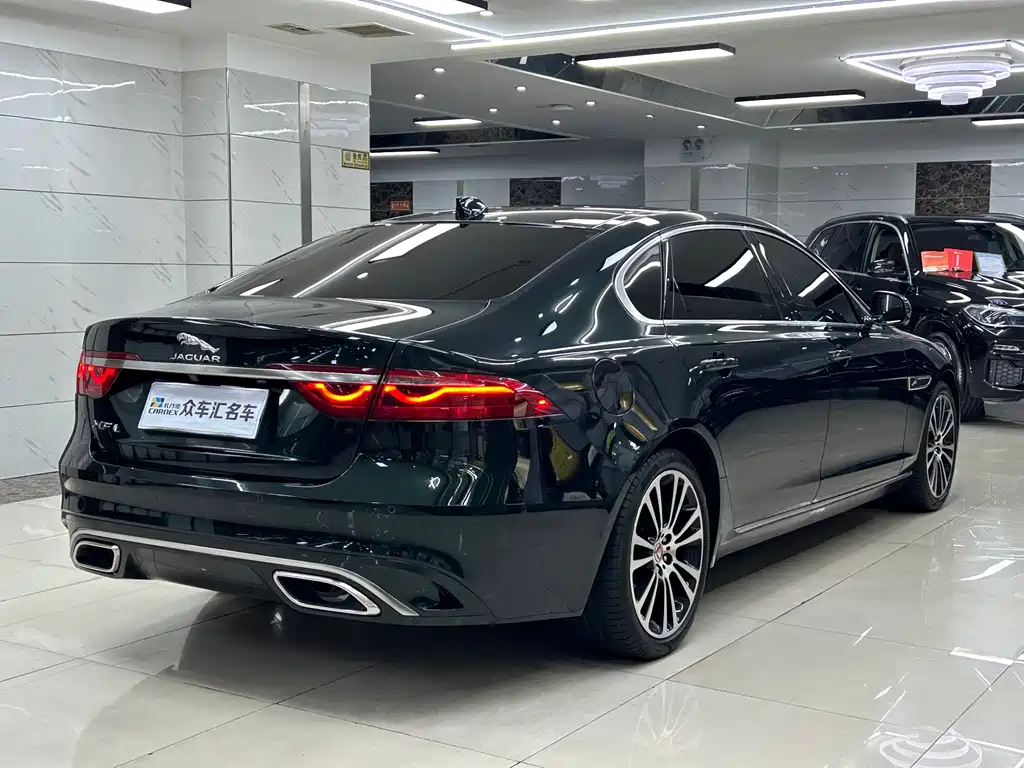 Jaguar XFL XFL 2.0 T P250 2 WD Premium Luxury