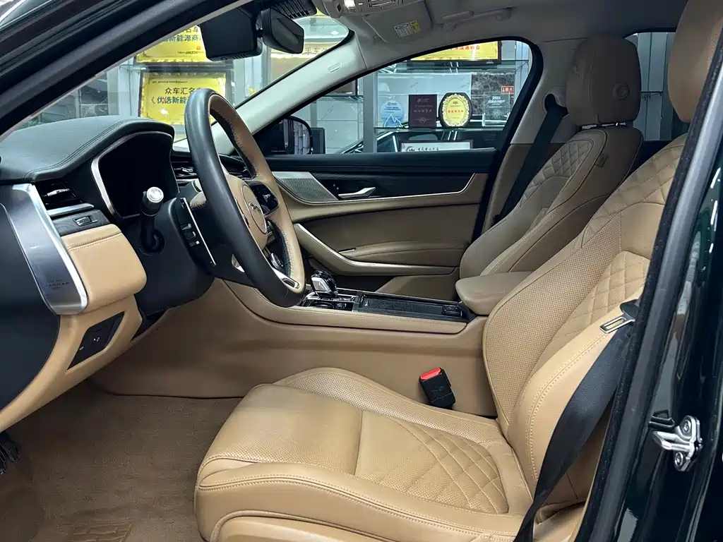 Jaguar XFL XFL 2.0 T P250 2 WD Premium Luxury