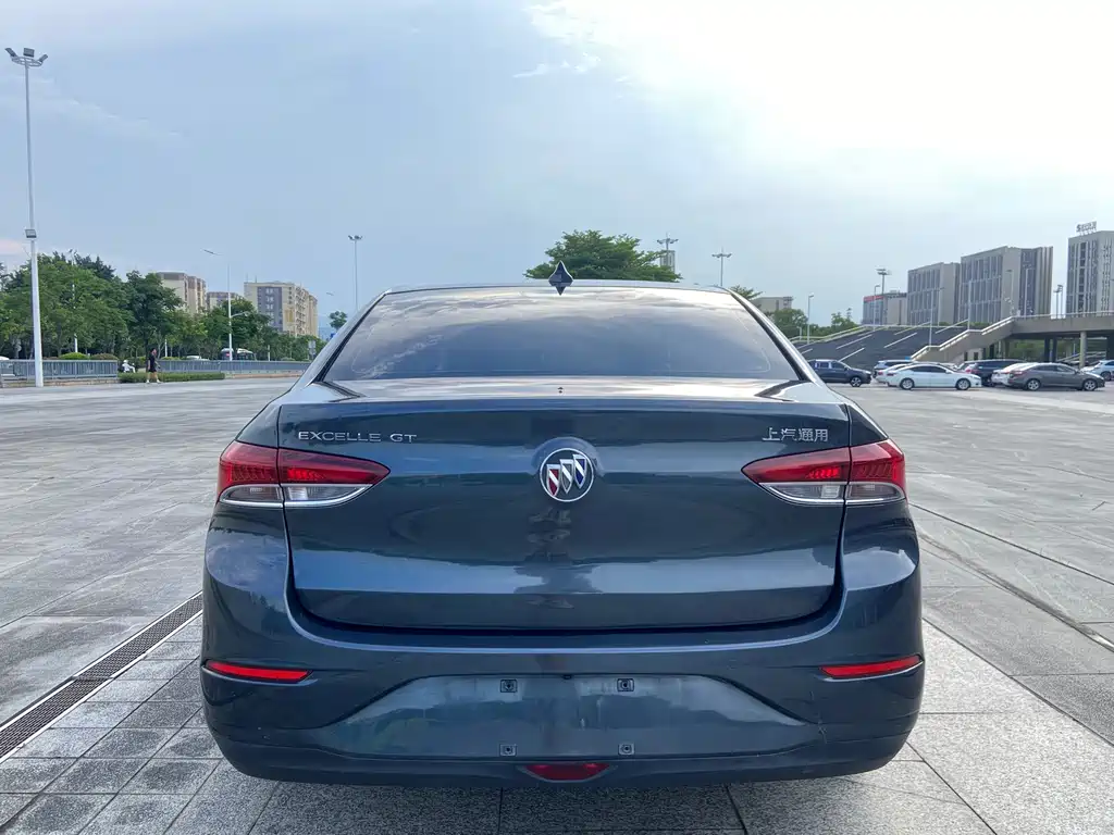Excelle GT Facelift Exemplary 1.5 L Auto Elite