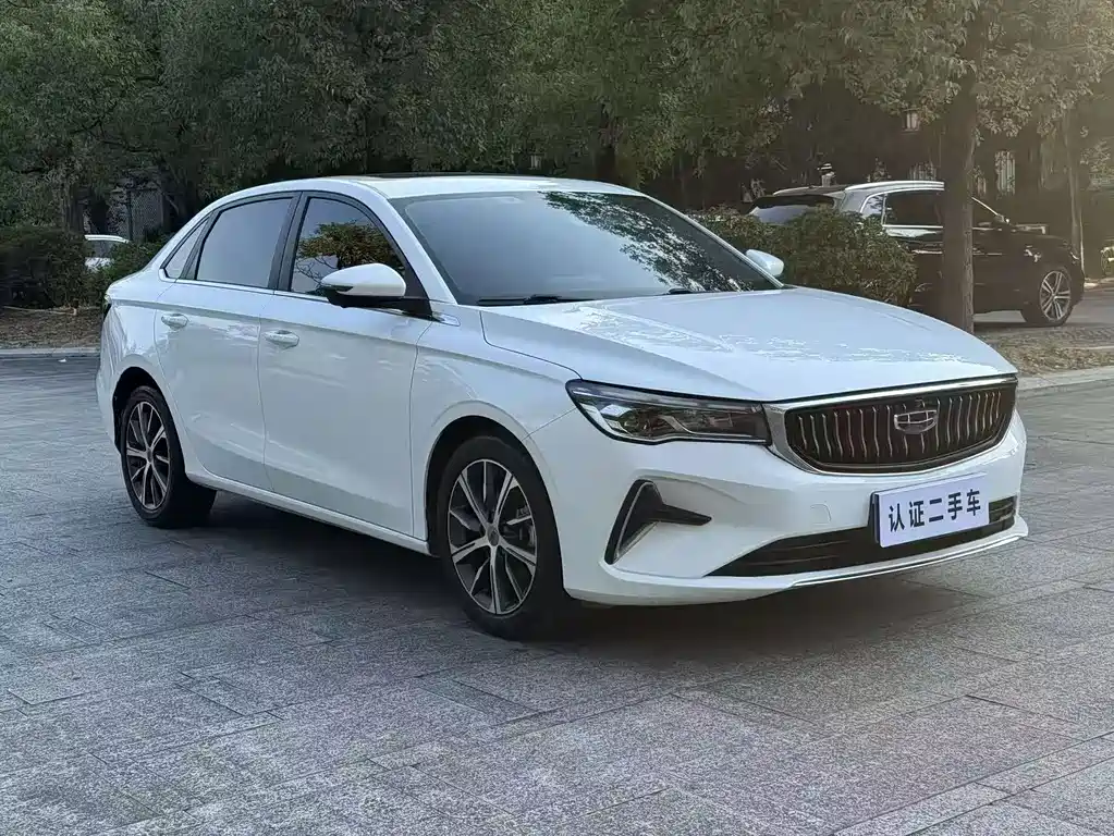 Emgrand 4 th Gen 1.5 L CVT Distinguished