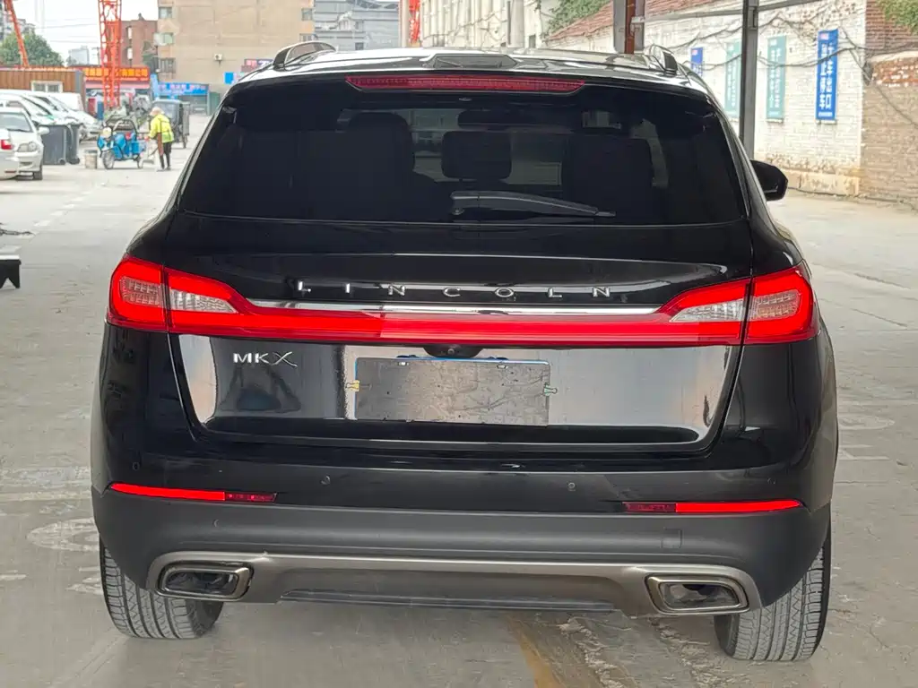 Lincoln MKX 2.0 T 2 WD Premium