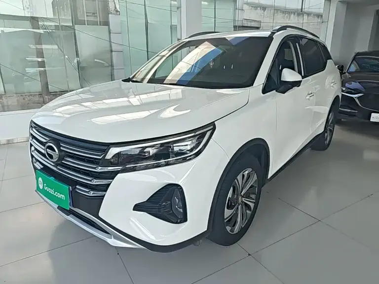 GAC Trumpchi GS4 270 T Auto Connected Tech