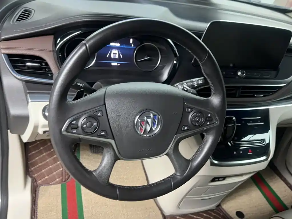 Buick GL8 Land Official Cabin 652 T Luxury